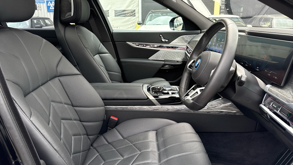 BMW i7 400Kw Xdrive60 M Sport 105.7Kwh Grey #11