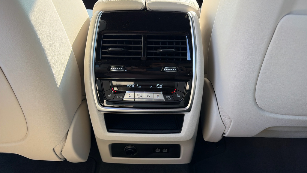 BMW X7 3.0 40I Mht M Grey #22