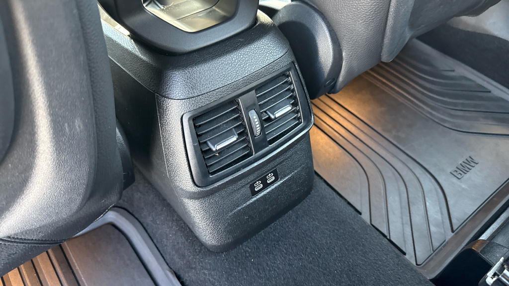 BMW 2 Series Gran Tourer 218D Se Step Black #24