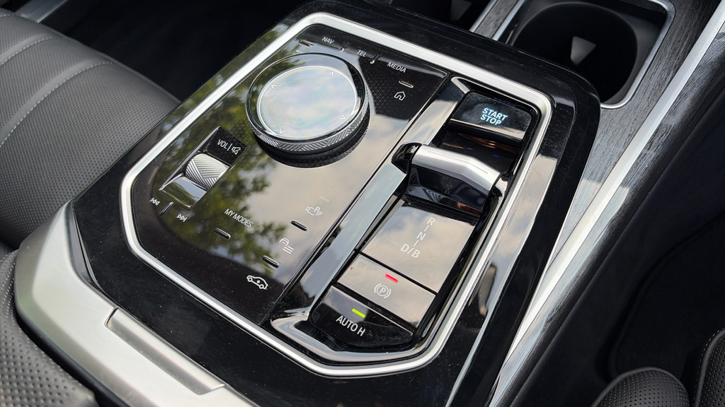 BMW i7 I7 Xdrive 60 Excellence Pro Black #10