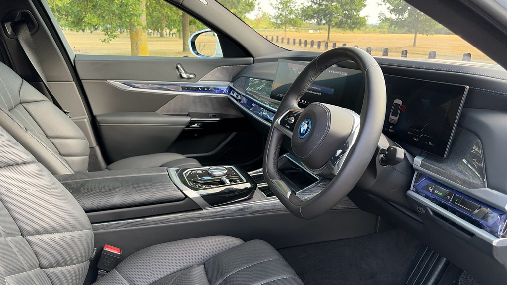 BMW i7 I7 Xdrive 60 Excellence Pro Black #6