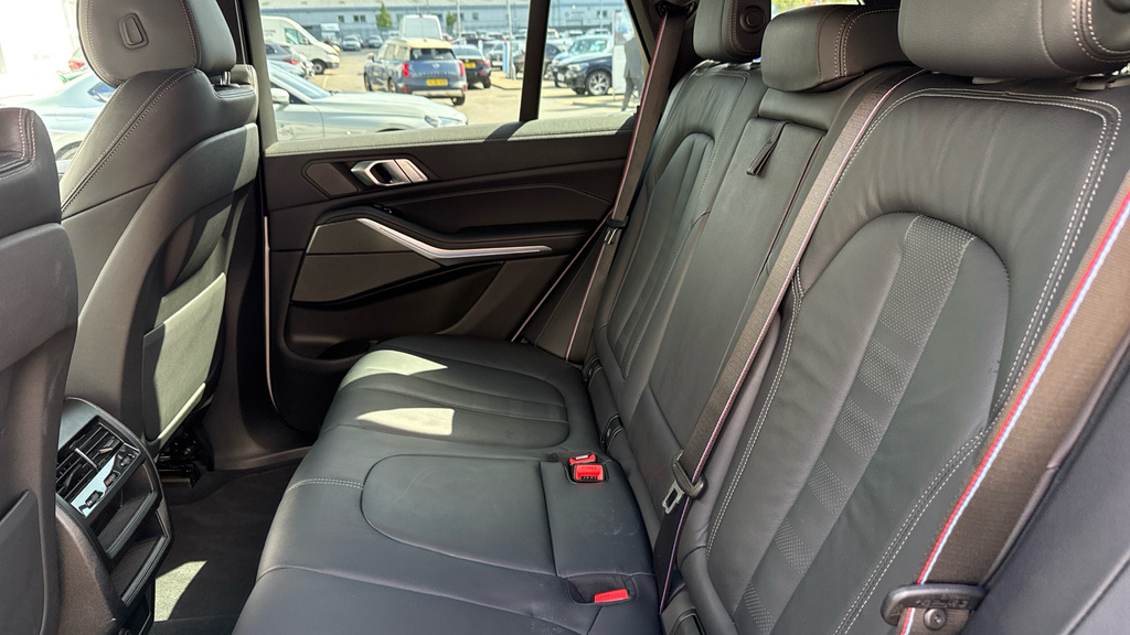 BMW X5 Xdrive30d Mht M Sport Black #12