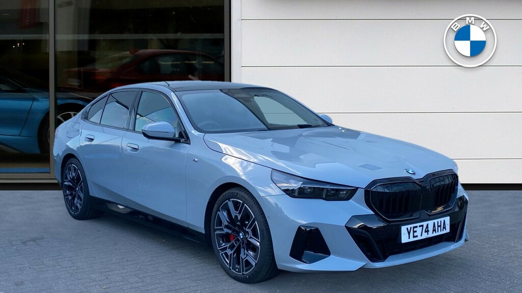 BMW 5 Series 520I M Sport 2024 Blue #1