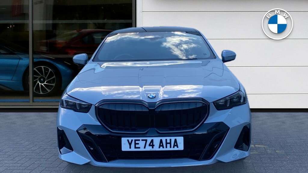 BMW 5 Series 520I M Sport 2024 Blue #16