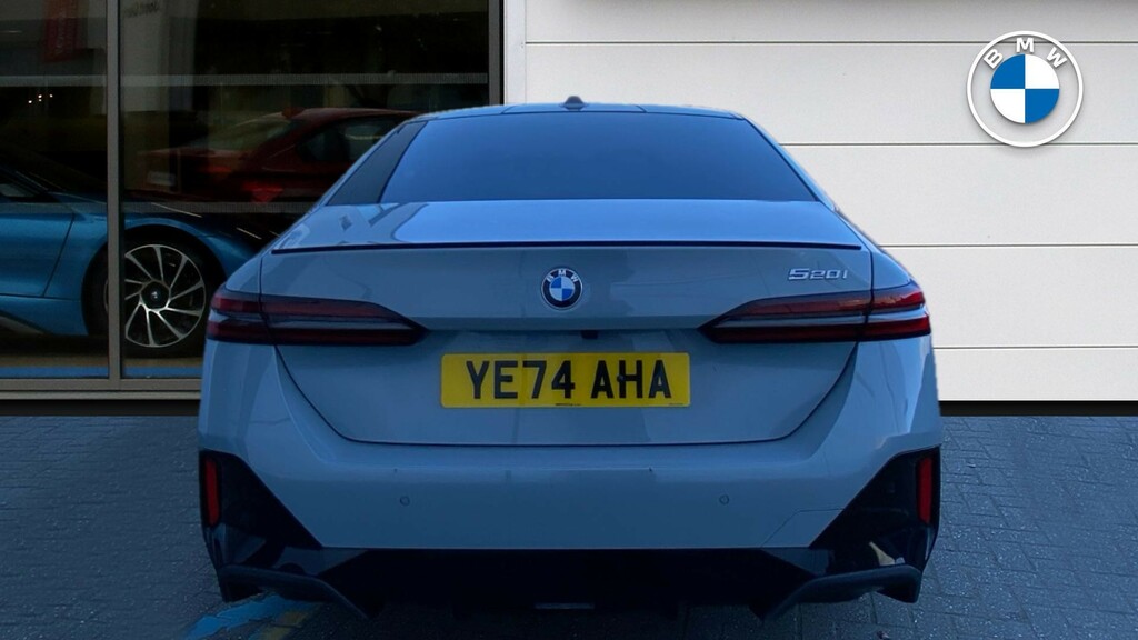 BMW 5 Series 520I M Sport 2024 Blue #15