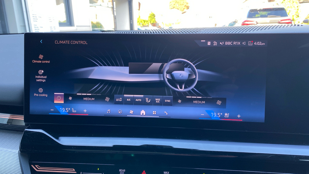 BMW 5 Series 520I M Sport 2024 Blue #24