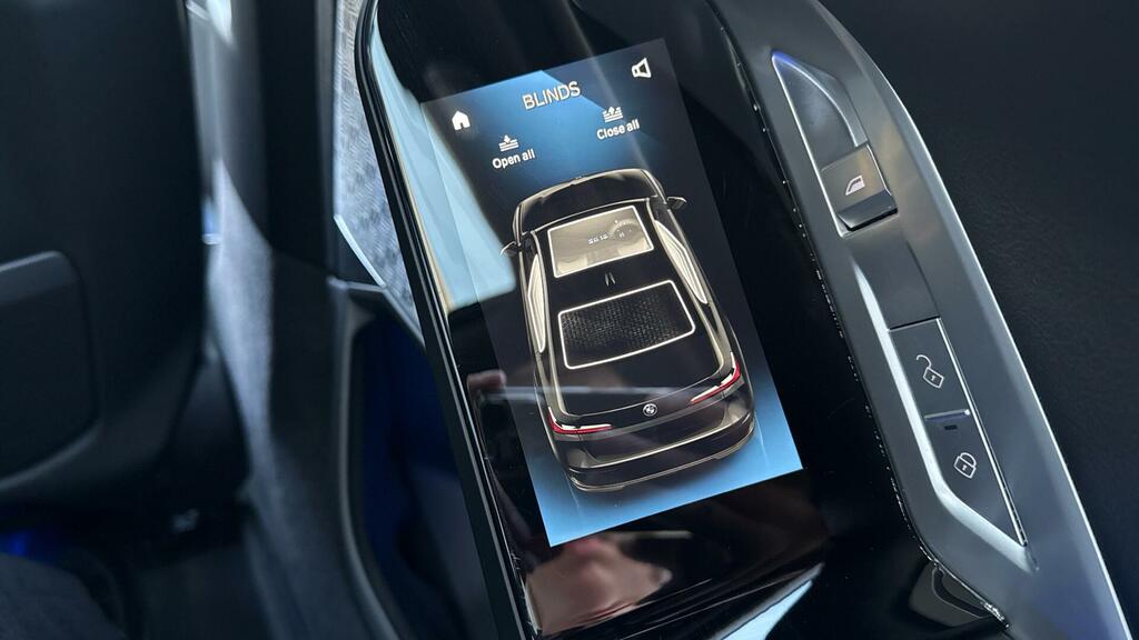 BMW 7 Series M760e Xdrive Ultimate Pack Black #29