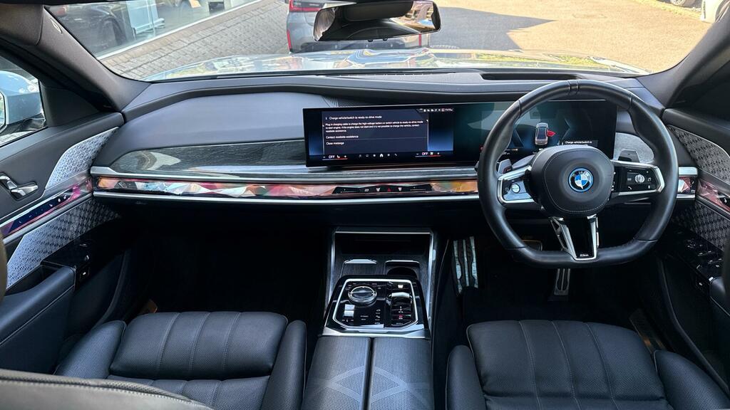 BMW 7 Series M Sport K024BNZ Grey #4