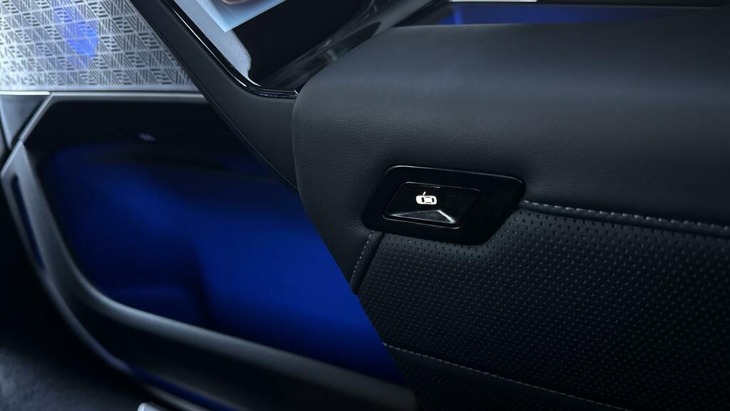 BMW 7 Series M760e Xdrive Ultimate Pack Black #38