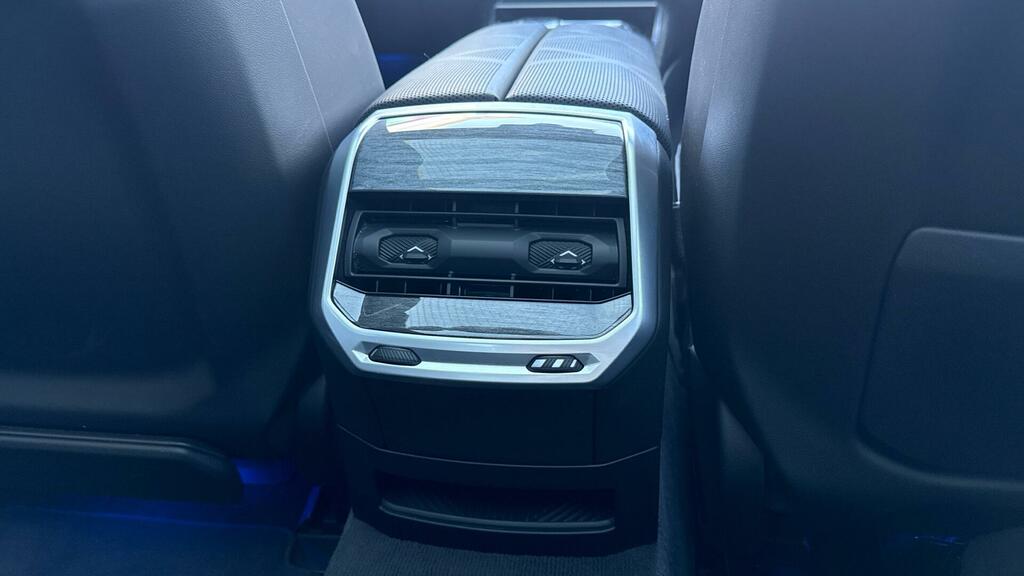 BMW 7 Series M760e Xdrive Ultimate Pack Black #31