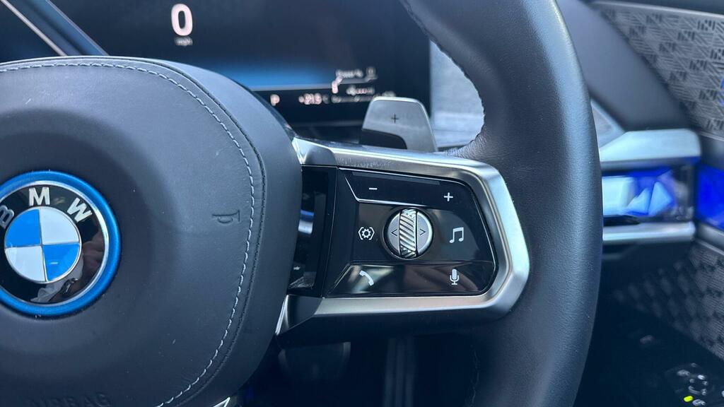 BMW 7 Series M760e Xdrive Ultimate Pack Black #18