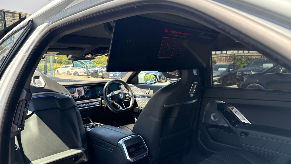 BMW 7 Series M760e Xdrive Ultimate Pack Black #63