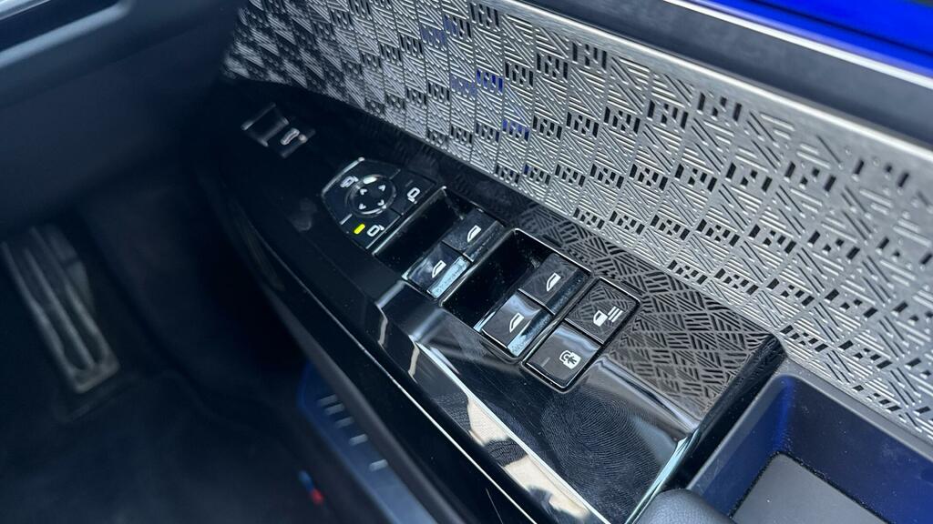 BMW 7 Series M760e Xdrive Ultimate Pack Black #54