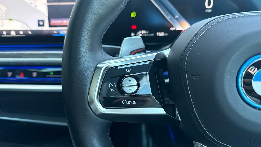 BMW 7 Series M760e Xdrive Ultimate Pack Black #17