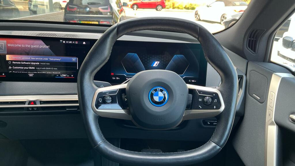 BMW iX M Sport White #5