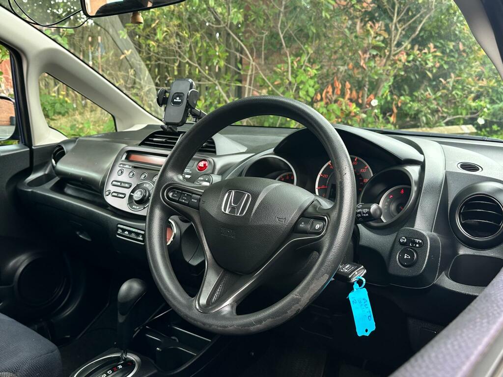 Honda Jazz 1.4 I-vtec Es Hatchback Cvt Euro 5 99 Red #15