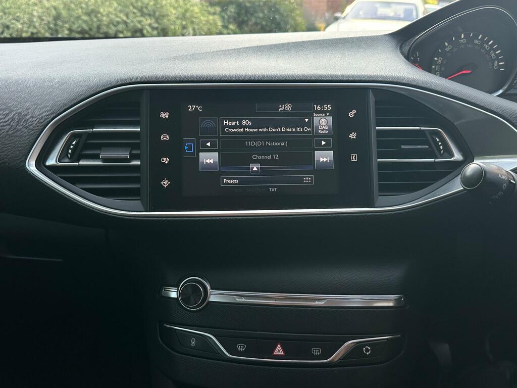 Peugeot 308 Hatchback  #19