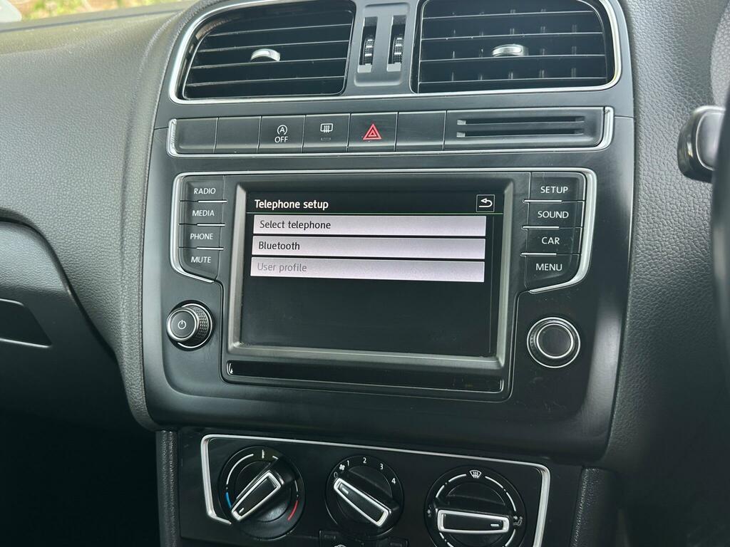 Volkswagen Polo Hatchback Silver #25