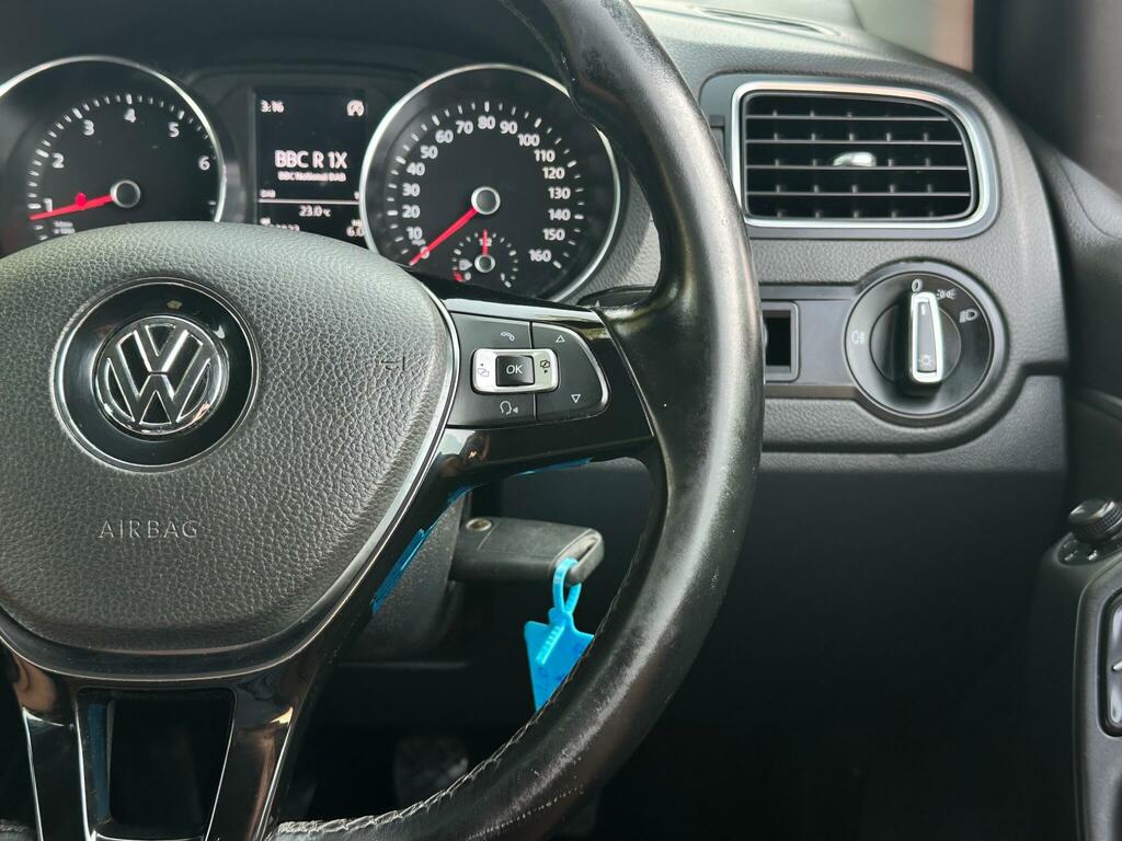 Volkswagen Polo Hatchback Silver #28