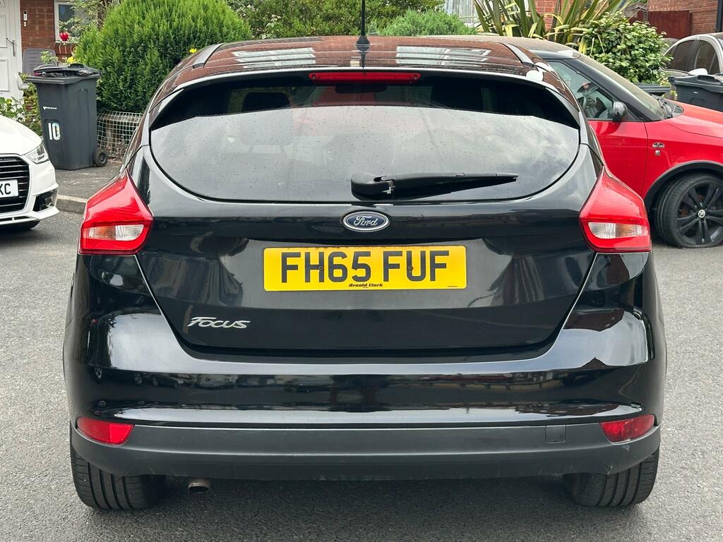 Ford Focus Hatchback 1.6 Tdci Titanium Euro 5 Ss 2015 Blue #10