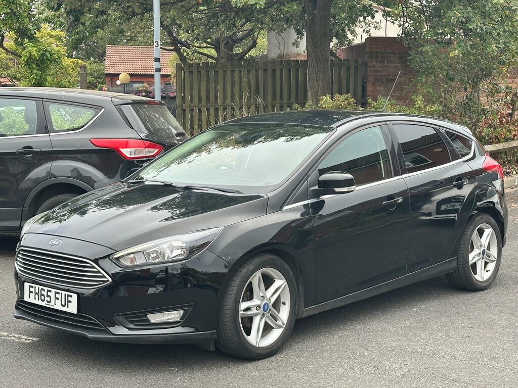 Ford Focus Zetec Black #6
