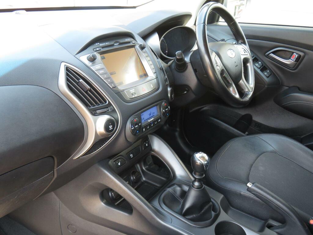 Hyundai Ix35 Crdi Se Black #22