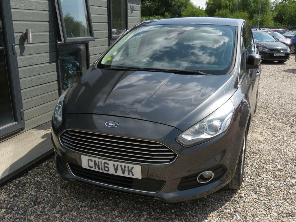 Ford S-Max 2.0 Tdci Zetec Euro 6 Ss White #28