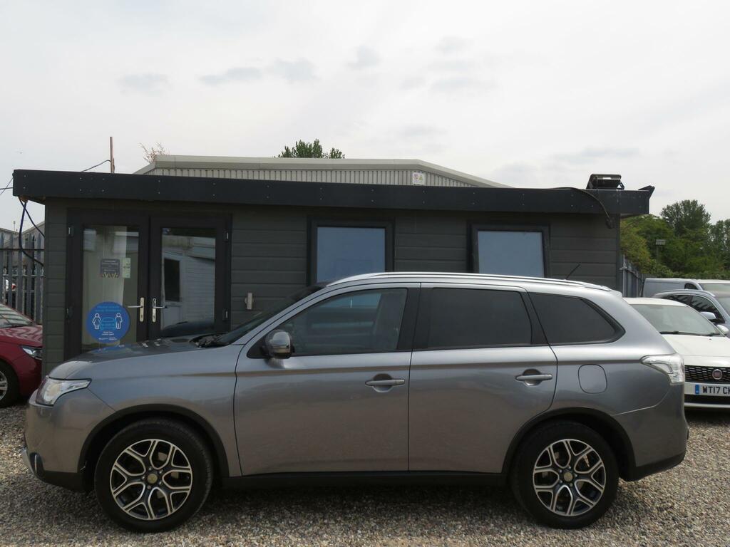 Mitsubishi Outlander 2.0 Phev Gx3h White #47