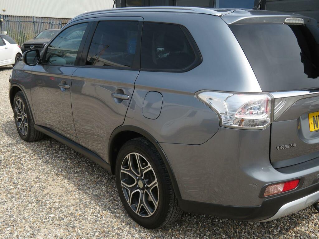 Mitsubishi Outlander 2.0 Phev Gx3h White #37