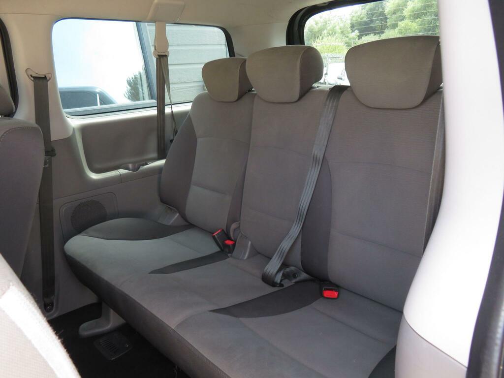 Hyundai I800 Mpv Black #30