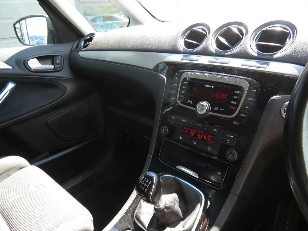 Ford Galaxy 1.6 Tdci Zetec Euro 5 Ss White #11