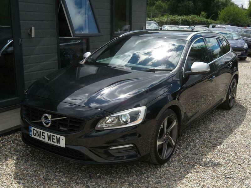 Volvo V60 R-design Lux Black #3