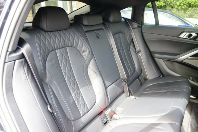 BMW X6 M50i 4.4 Xdrive Black #5