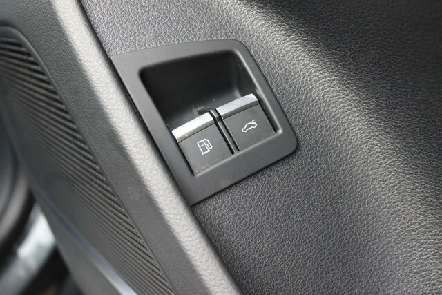 Audi Q8 e tron E-tron Sportback 50 S Line Quattro Grey #26