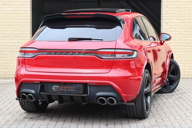 Porsche Macan 2.9T V6 S Pdk YV23WFM Red #3