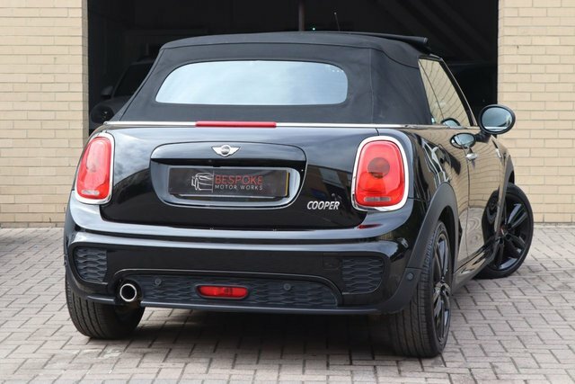 Mini Convertible 1.5 Cooper Black #3