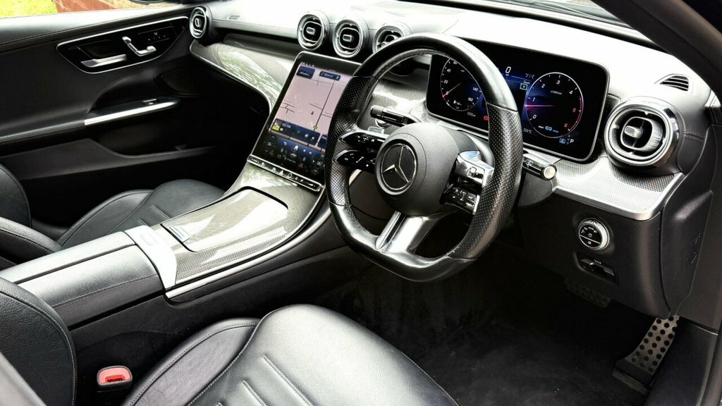 Mercedes-Benz C Class Saloon Black #11