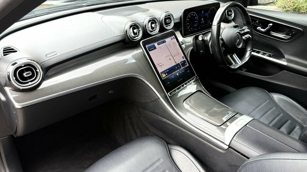 Mercedes-Benz C Class Saloon Black #13