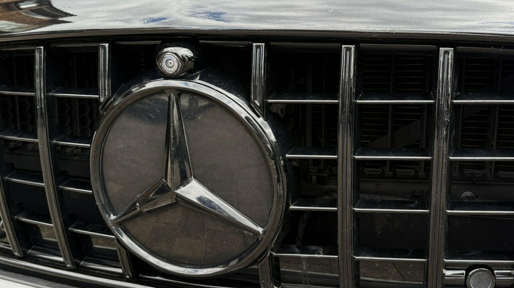 Mercedes-Benz C Class Saloon Black #9