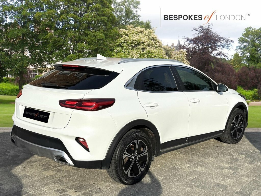 Kia Xceed 2022 1.6 Gdi 8.9Kwh 3 Dct Euro 6 Ss White #6