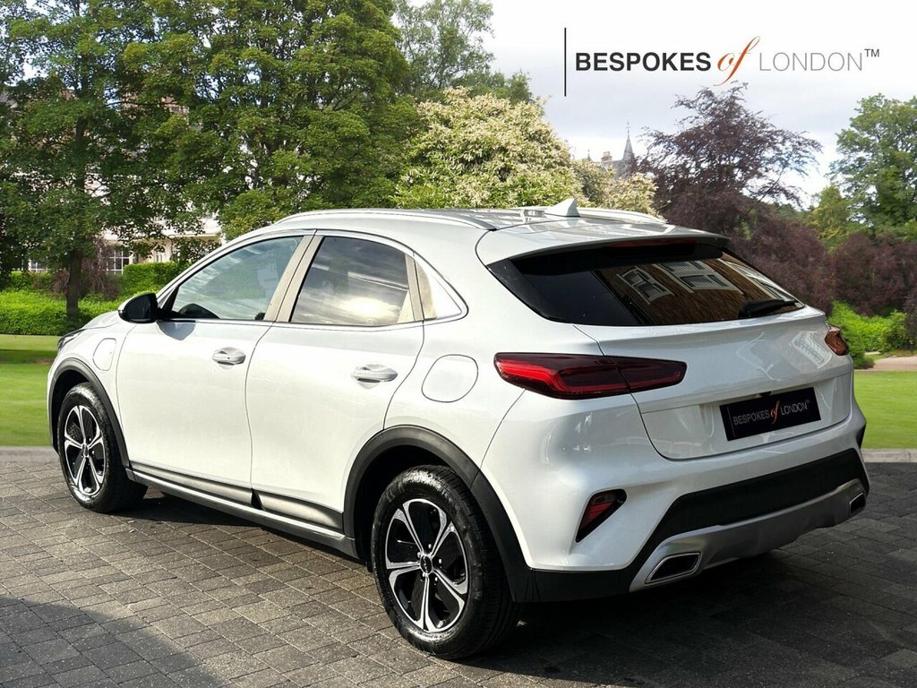 Kia Xceed 2022 1.6 Gdi 8.9Kwh 3 Dct Euro 6 Ss White #5