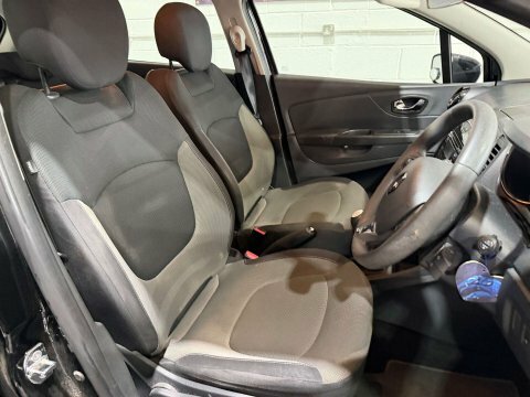 Renault Captur 1.5 Captur Expression Black #6