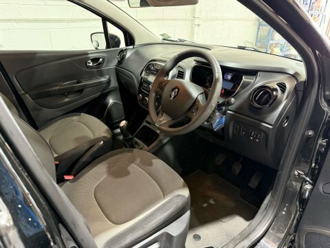 Renault Captur 1.5 Captur Expression Black #5