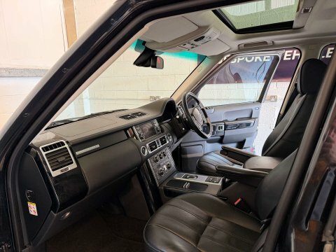 Land Rover Range Rover Westminster Black #34