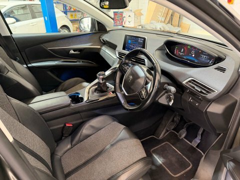 Peugeot 5008 Active Grey #33