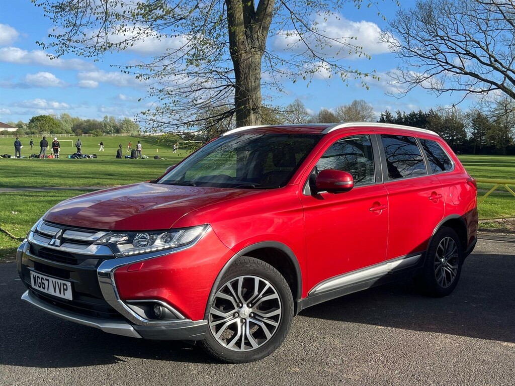 Mitsubishi Outlander 2.2 Di-d 4 4Wd Euro 6 Red
