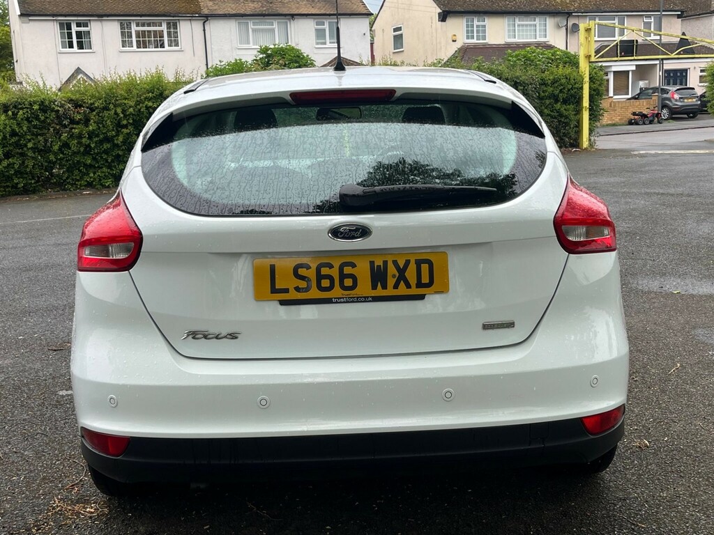 Ford Focus 1.0T Ecoboost Titanium Euro 6 Ss White #5
