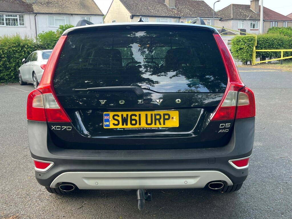 Volvo XC70 2.4 D5 Se Lux Geartronic Awd Euro 5 Black #5
