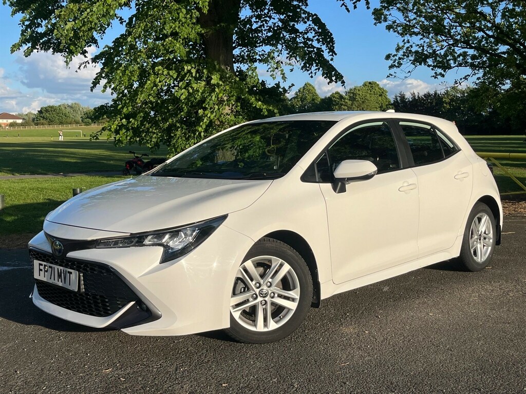 Toyota Corolla 1.8 Vvt-h Icon Cvt Euro 6 Ss White