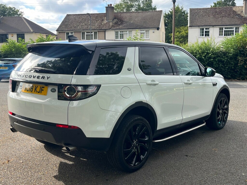 Land Rover Discovery Sport 2.0 Td4 Hse Black 4Wd Euro 6 Ss YC18KJF White #4